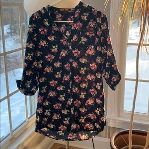 Sleeved navy floral shift dress